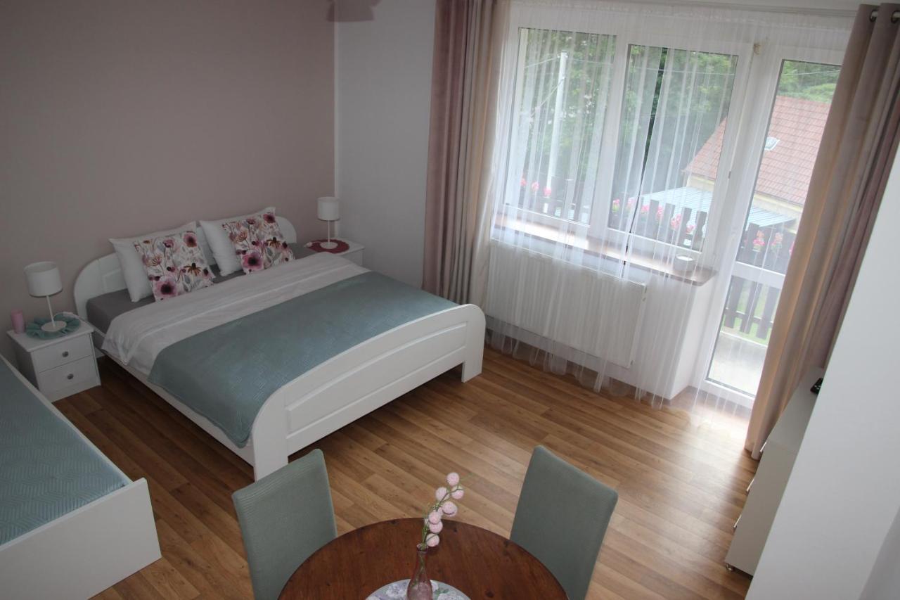 Apartamenty Agat Пешице Экстерьер фото
